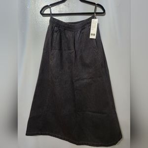 UNIQLO DENIM EASY SKIRT